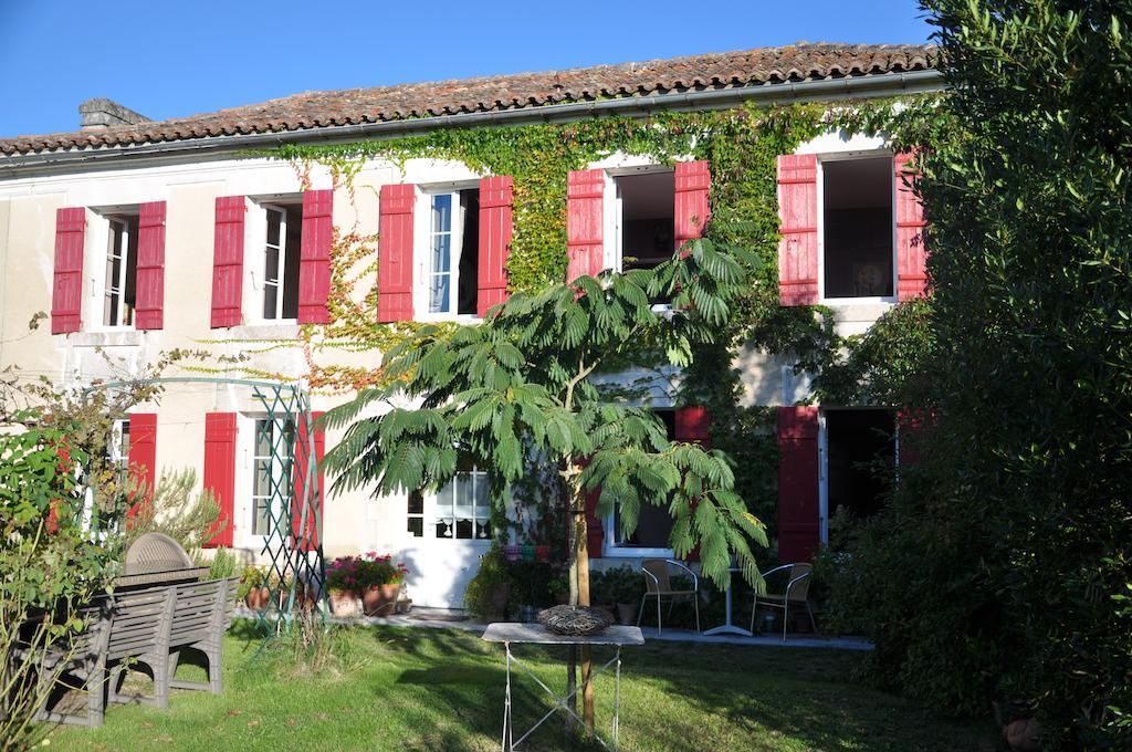 La Maison De Rose Brossac Bagian luar foto