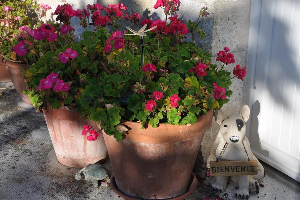La Maison De Rose Brossac Bagian luar foto